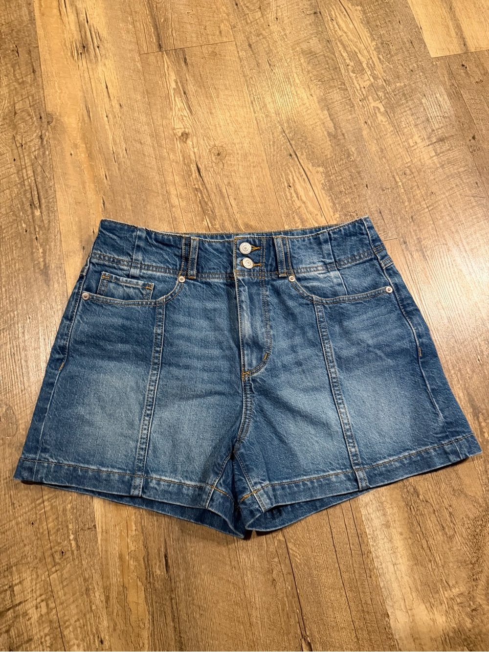 LOFTl Rivete Curvy Double Shank High Rise Denim Shorts acid Wash 2 | 26